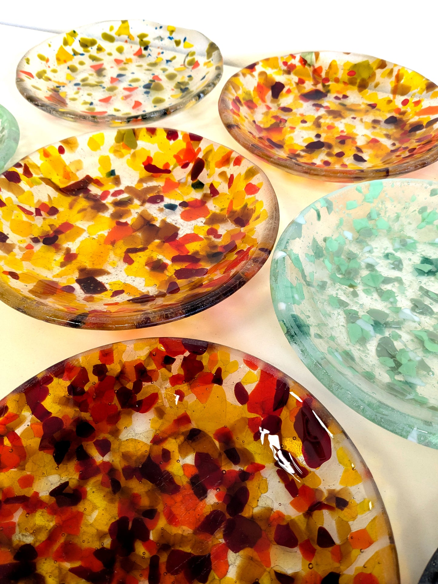 Confetti bowls